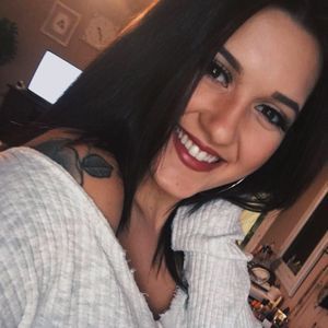 Meet your Posher, Jasmine